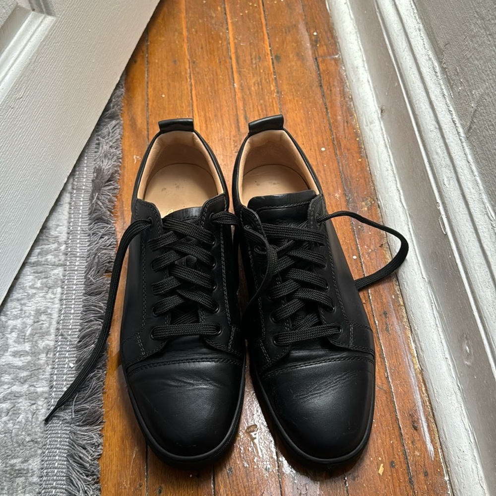 Christian louboutin black lie lightly used